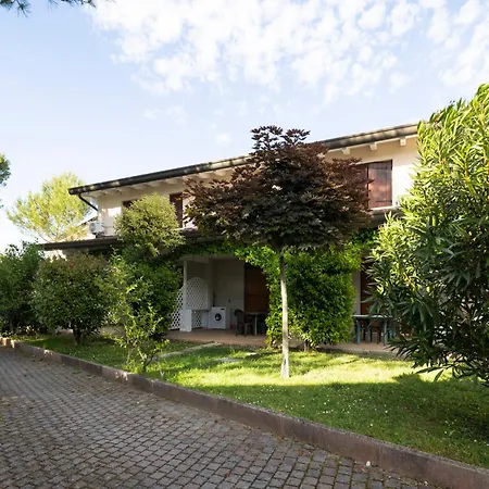 Borgo Stella Marina 아파트 *